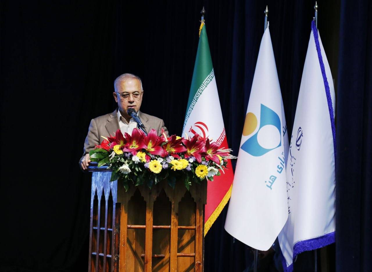 استاندار هرمزگان: صیانت از فرهنگ و هویت ایرانی اولویت مسئولان است